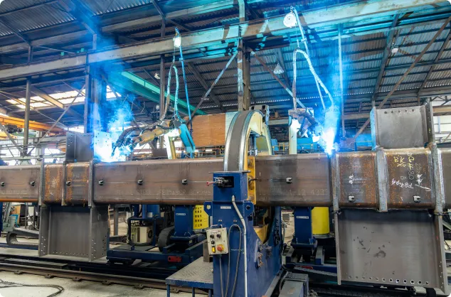 鉄骨柱大組立溶接ロボットシステム